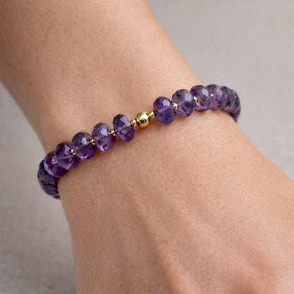 Faceted, amethyst beaded stretch bracelet handcrafted in Atlanta by HOPE& RAYE. 