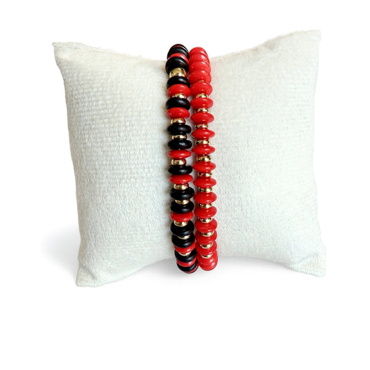 Red and black stretch bracelet set of 2 with 18k gold-filled discs. Perfect for gameday, UGA fans, tailgates and everyday. Handcrafted in Atlanta, GA, USA by HOPE & RAYE. Bulldog fans will love this bracelet set!