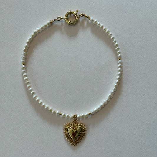 pearl-short-necklace- gold-spring-clasp-gold-filled-heart-charm-hopeandraye